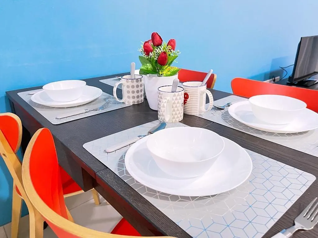 Utropolis Glenmarie 2R 1B 舒适和温暖家的环境 Apartment Shah Alam