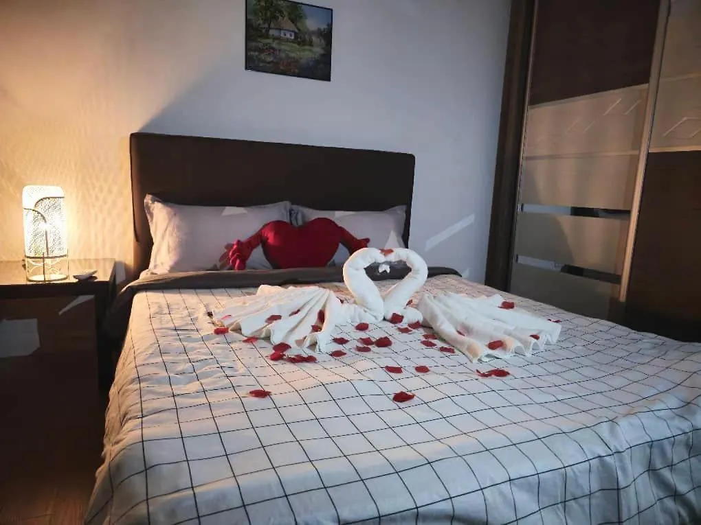 Utropolis Glenmarie 2R 1B 舒适和温暖家的环境 Apartment Shah Alam 0*,  Malaysia